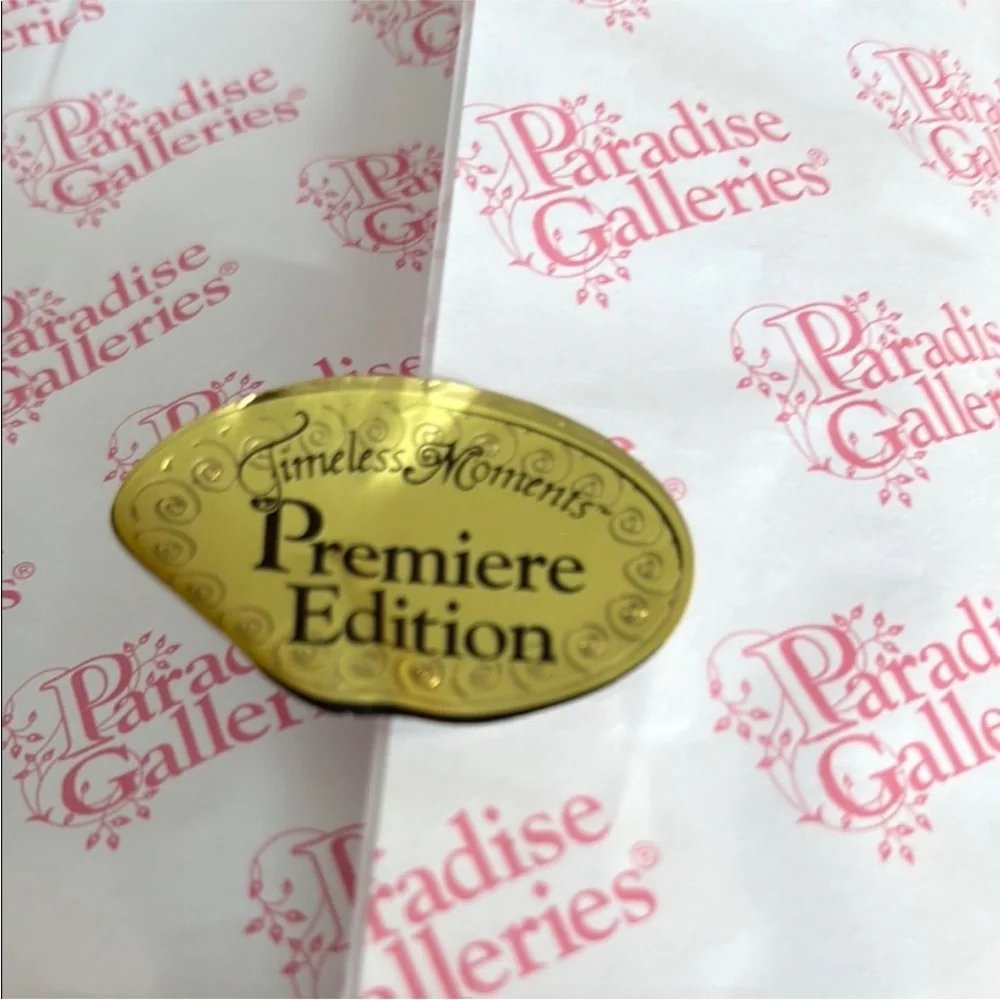 Timeless Moments Paradise Galleries Premiere Edition Porcelain‎ Doll vintage